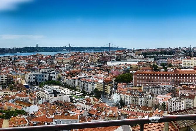 1 Hr City Tuk Tuk / Electric Car Tour of Lisbon - Sé de Lisboa (Lisbon Cathedral): short visit, good payoff