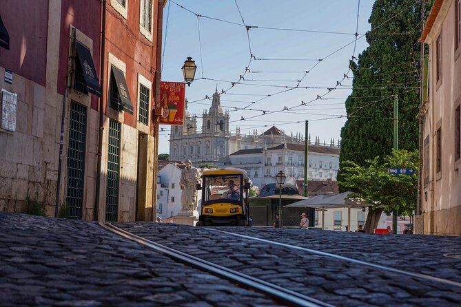 1h Secret Lisbon by Tuk Tuk - Mouraria, Graça & Alfama - A Fast 1-Hour Lisbon Loop That Helps You Get Your Bearings