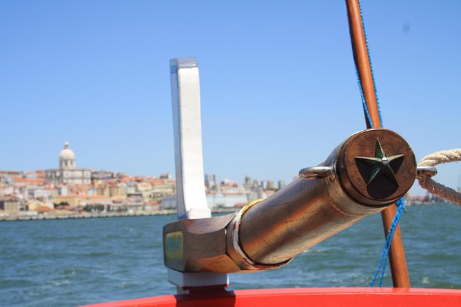 2-Hour Lisbon Traditional Boats Sunset Cruise with White Wine - Your 2-hour sunset plan, with free-flowing white wine doing its job