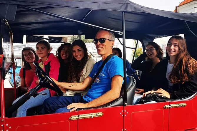 2h Classic Tuk: Discover Lisbon’s Hidden Treasures - Key highlights that make this Tuk tour work