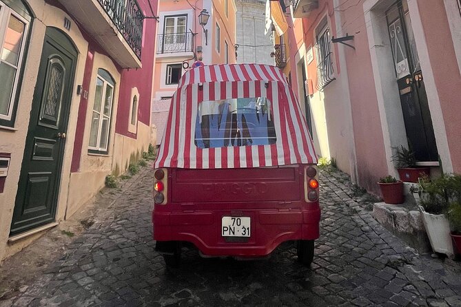 2h Lisbon Private Historical Center Tour by Tuk Tuk - Lisbon Cathedral: medieval architecture, admission not included