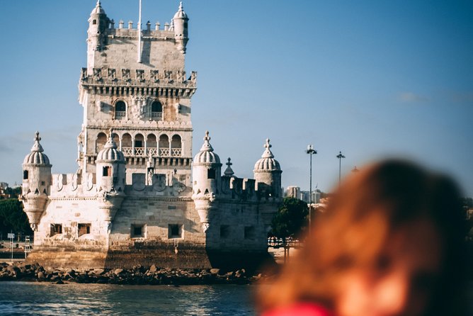 2h Private Group - Exclusive Boat Tour with Local Sailors - Drinks onboard, welcome to the relaxed style
