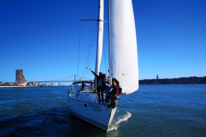 2h Private Group - Exclusive Boat Tour with Local Sailors - Price and value: $240.96 for a private group up to 6