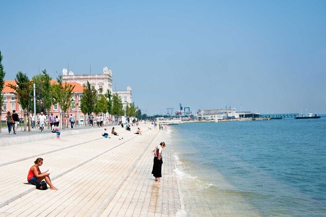 2h Tour | Explore Lisbon’s Hills & Viewpoints - Key highlights worth your attention