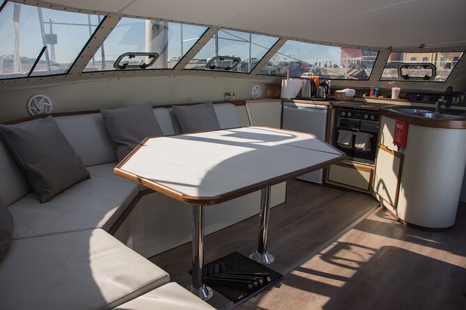 2H Tour on a Private Sailing Catamaran "Scarlett" up to 16 people - Included vs not included: plan your snacks and budget like a pro