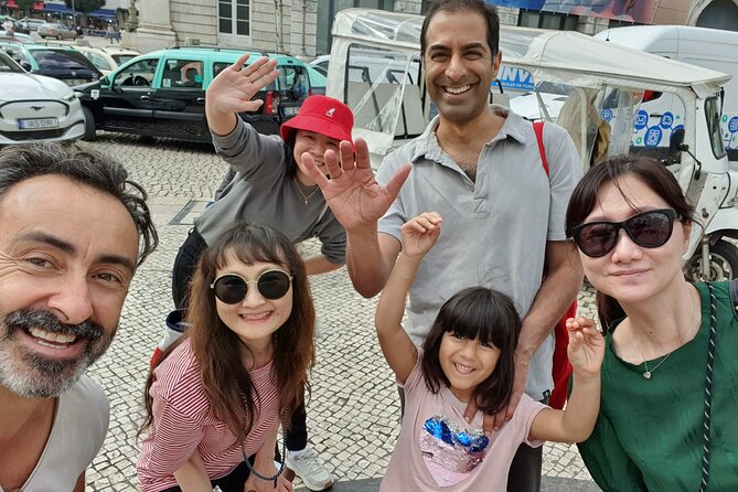 3 Hours Tuk Tuk Tour - Lisboa beyond the guidebooks - São Vicente de Fora and the Spanish Passage Story