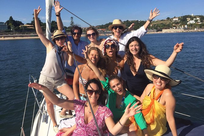 4 Hours Private Sailing Trip to Oeiras Beach - The Oeiras Bay swim hour and your free-time choices