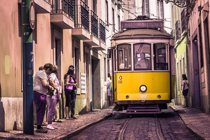Alfama Photo Walk – Lisbon Photography Experience Led by a Local - Stop 4 at Igreja de São Miguel: a neighborhood square for frames
