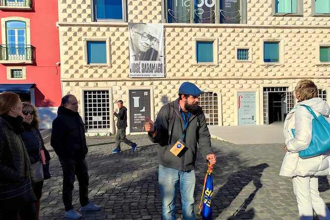 Alfama Tour in Lisbon Old Town - Meeting at R. dos Bacalhoeiros, and the walking reality