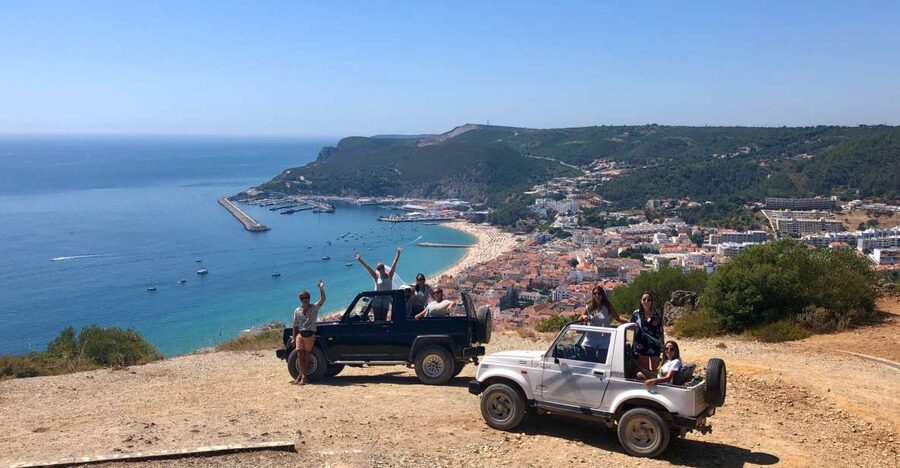 Arrábida Jeep tour to the most beautiful beach of Europe - Hiking toward Galapinhos Beach