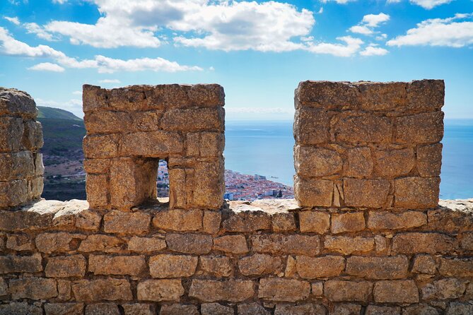 Arrabida Wine Tour from Lisbon: Wineries, Tastings & Tile Factory - Winery time: how Quinta de Catralvos and Jose Maria da Fonseca pace the tastings
