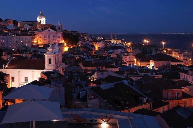 Authentic Alfama Experience: Fado Music and Cultural Walking Tour - The Fado Dinner Show: What the Evening Is Really Like