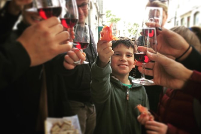 Award-Winning Original Lisbon Food Wine Tour: 19 Curated Tastings - Stop 2: Praça Martim Moniz area with two distinct tasting moments