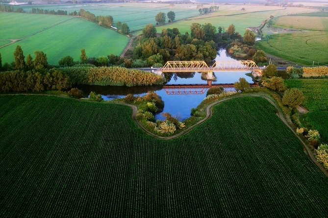 Balloon Ride with Complimentary Drink from Coruche - Landing rituals: champagne toast and your flight certificate