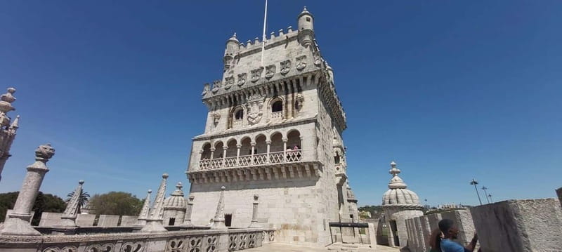 Belém: Jeronimos Monastery, Tickets and Guided tour - Languages and Guide Quality: English, Spanish, and Portuguese