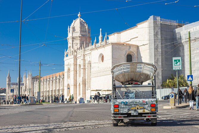 Belém Private Tuktuk Tour - Urban art and the President’s residence: quick stops with real local context