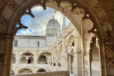 Belém Tour: Jerónimos Cloisters + Pastel Tasting