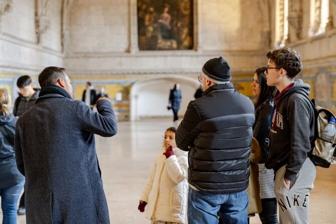 Belém Tour: Jerónimos Cloisters + Pastel Tasting - What to expect on the ground: pace, group size, and comfort