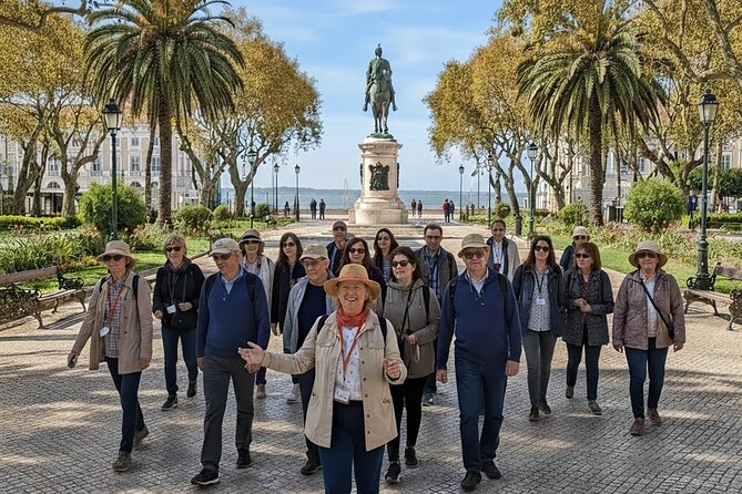 Belem Walking Tour with Pastéis Tasting and Jerónimos Monastery - Inside the Church of Saint Mary of Bethlehem and Vasco da Gama’s tomb