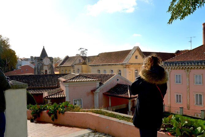 Best of Caldas da Rainha with a local guide - Central Café tasting: Cavacas das Caldas and ginjinha