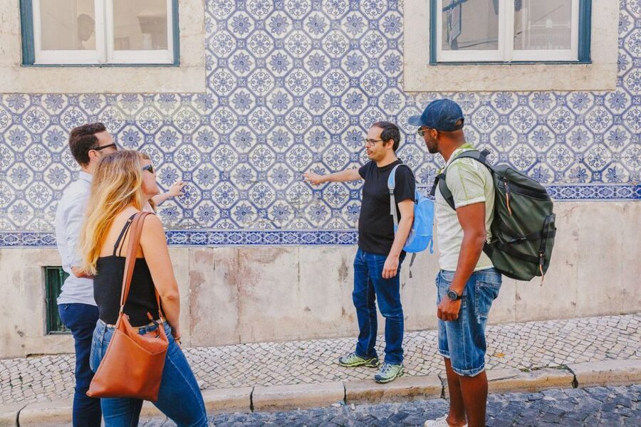 Best of Lisbon Walking Tour: Rossio, Chiado & Alfama - Baixa’s earthquake-era rebuild, and your first tastings