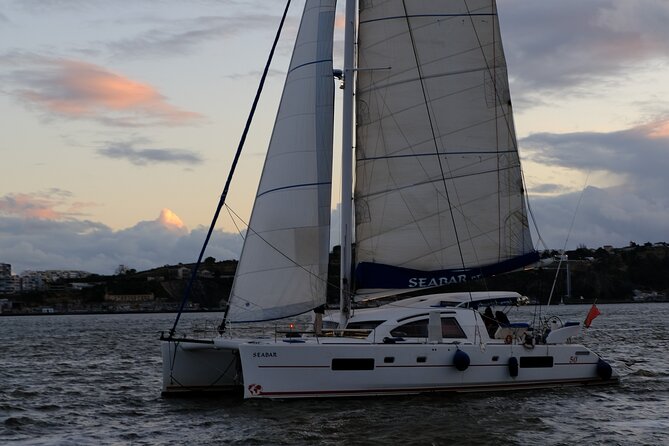 Boat Rental on a Luxurious Catamaran in Lisbon - Stop by Stop: From Discoveries to Royal Lisbon Views
