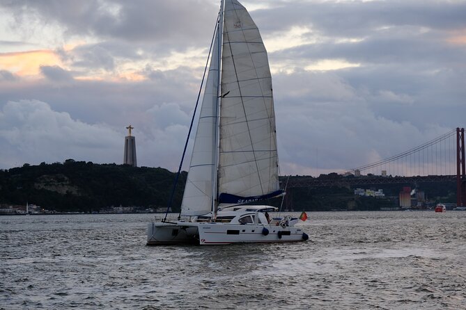Boat Rental on a Luxurious Catamaran in Lisbon - Group Size, Timing, and Comfort for Up to 12