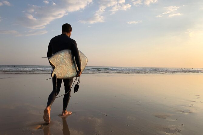 Capifórnia Surf Experience - Lisbon - Coaching Style: Clear Tips, Fun Energy, and Feeling Safe