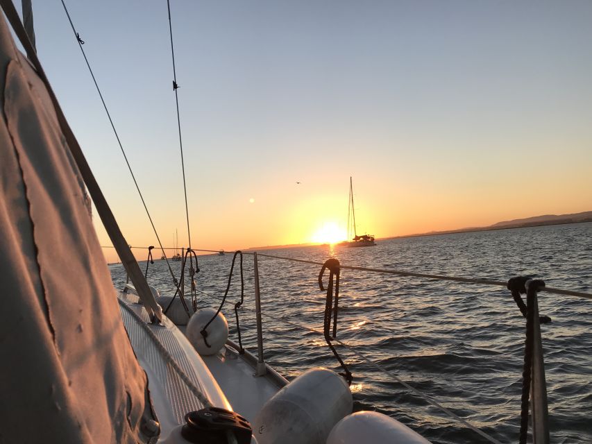 Cascais: 2-Hour Private Luxury Sunset Cruise with a Drink - Cabo da Roca Option vs. Staying Close to the Beaches