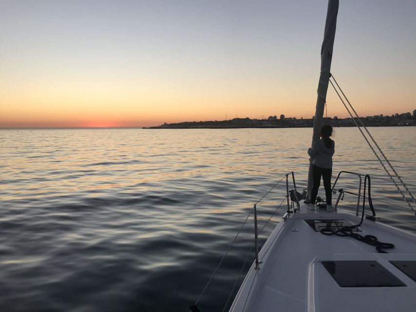 Cascais: 2-Hour Private Luxury Sunset Cruise with a Drink - Luxury, Without the Fuss: The Yacht Style and Crew