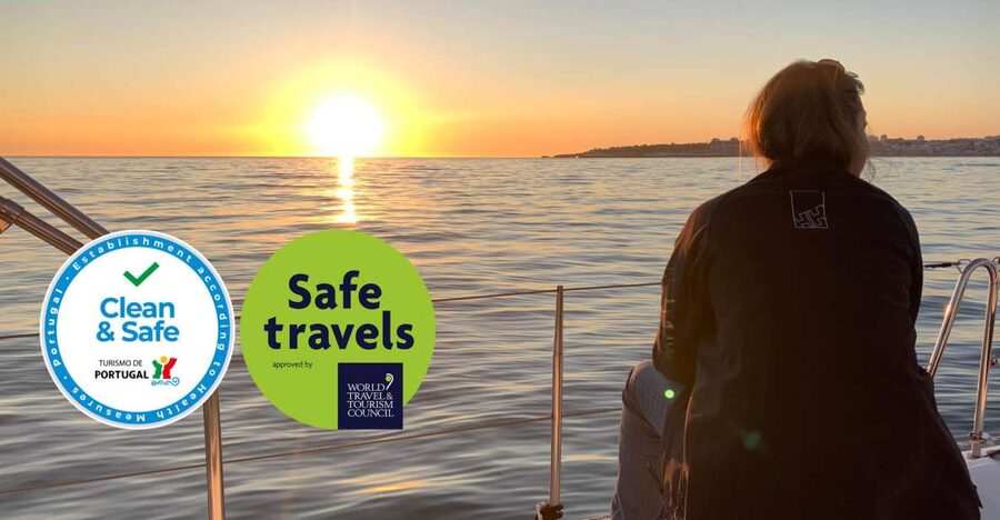 Cascais: 2-Hour Private Luxury Sunset Cruise with a Drink - Drinks on Board: One Welcome Drink to Start the Unwind