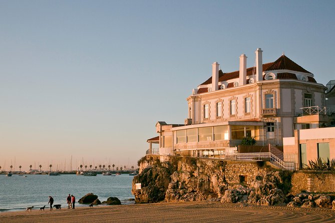 Cascais: Glamour and Decay by The Lisbon Coastline - Private Tour - The pacing: short stops, better conversations, real viewpoints