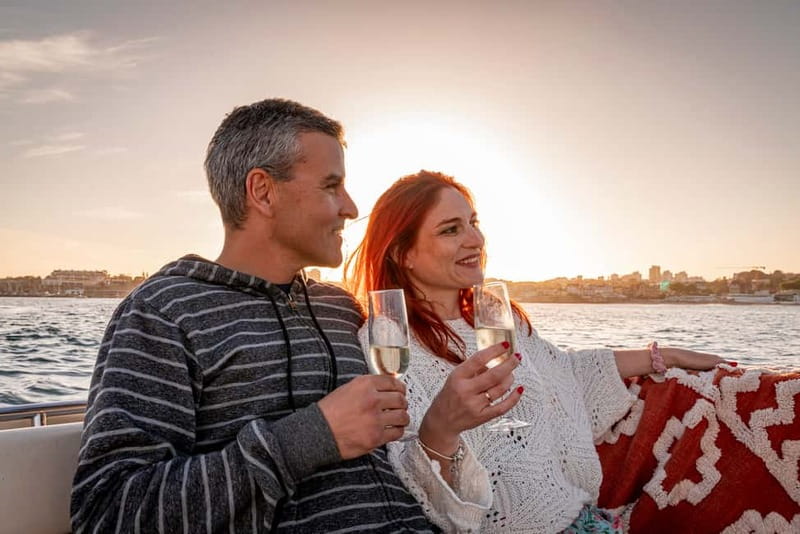 Cascais: Private boat with skipper, fuel, food and drinks - Key highlights worth planning around