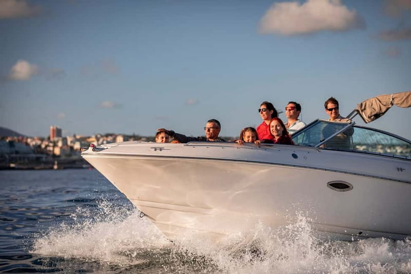 Cascais: Private boat with skipper, fuel, food and drinks - Price and group size: is $377 really good value?