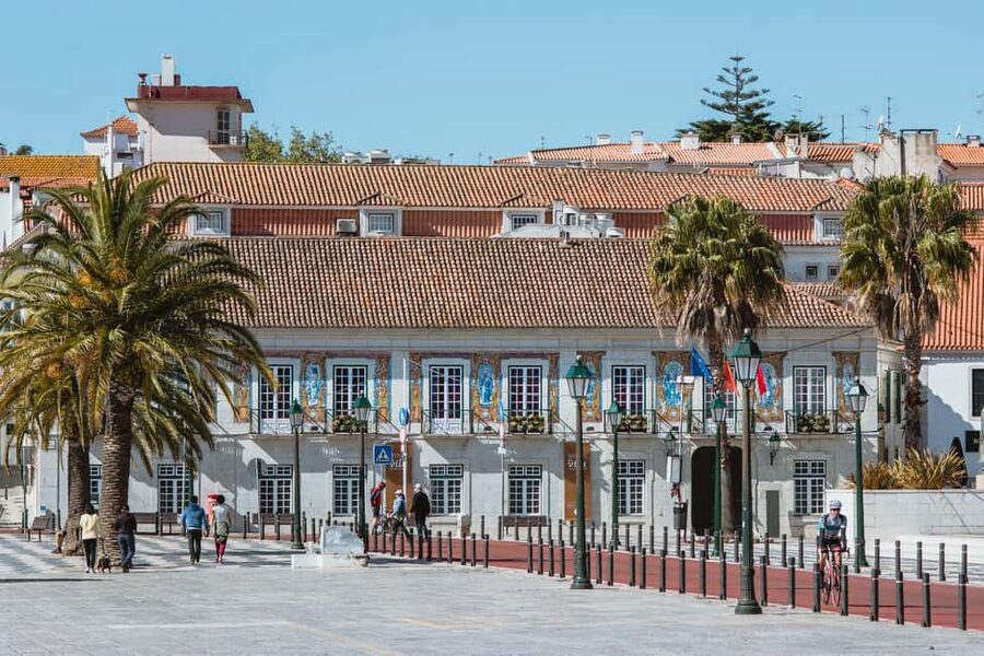 Cascais: Private & Flexible Walking Tour in Historic Center - How Walkbox turns Cascais into a self-paced story