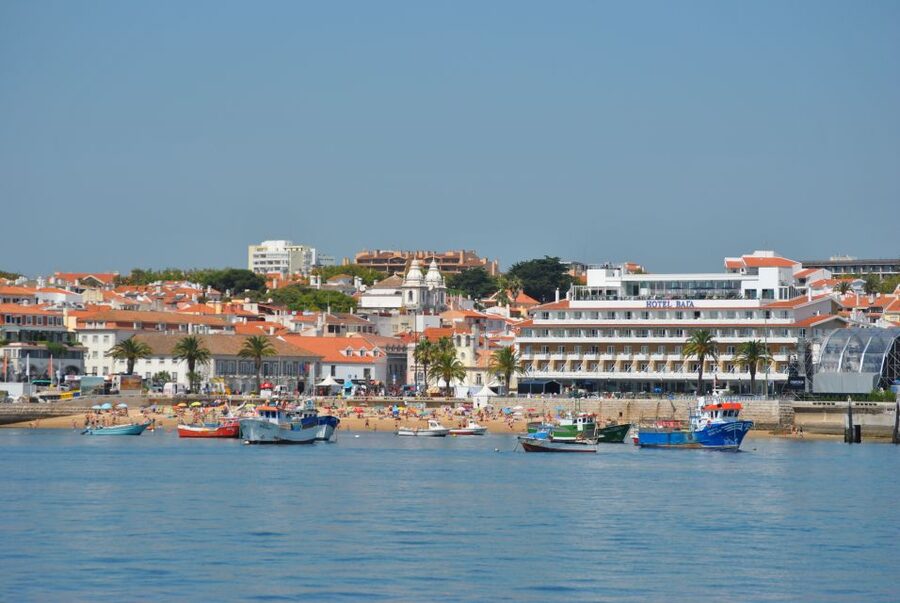 Cascais: Sailing Tour with Drink - The crew and the onboard atmosphere, where Antonio, Luis, Miguel, and Francisco shine