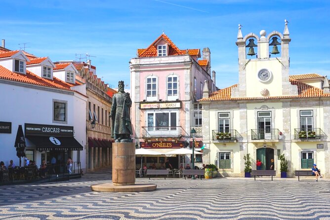 Cascais Scavenger Hunt and Sights Self-Guided Tour - Stop 2: Palacio Seixas, Then Keep Going