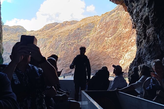 Catamaran trip to Berlengas Island + visit to the caves - The GRUTES caves by glass-bottom boat: what the guide part gives you