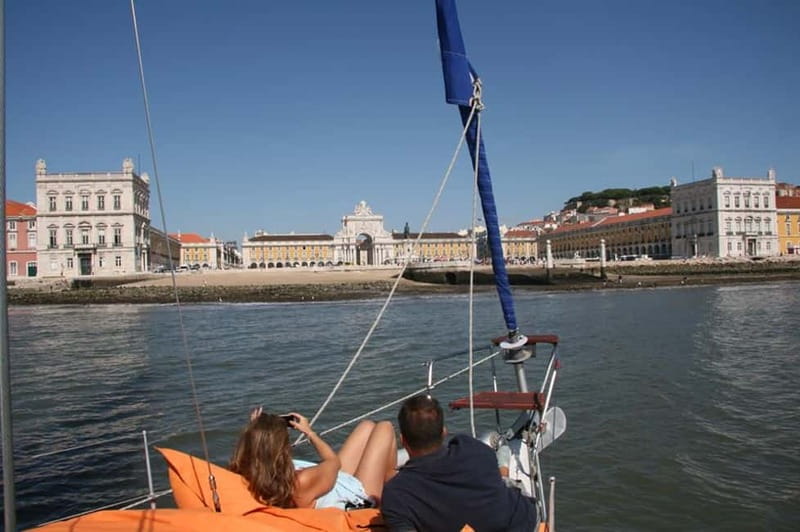 Cultural Sailing Tour in Lisbon - Price and value: what $47 buys for 2 hours on the Tagus