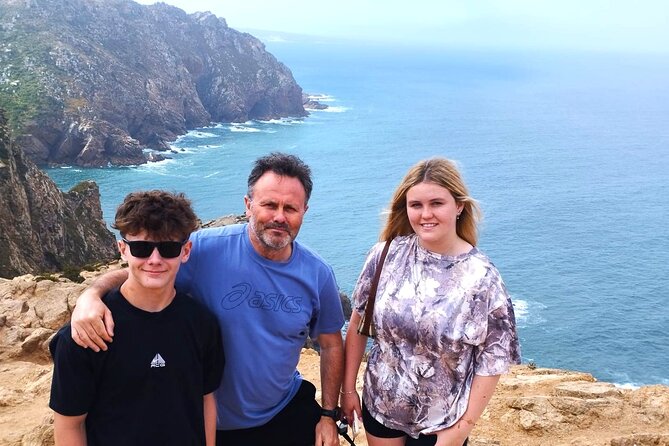 Day tour Sintra Cascais Pena C.Roca B.Azenhas of the Sea - Sintra village time: when the day becomes human-sized