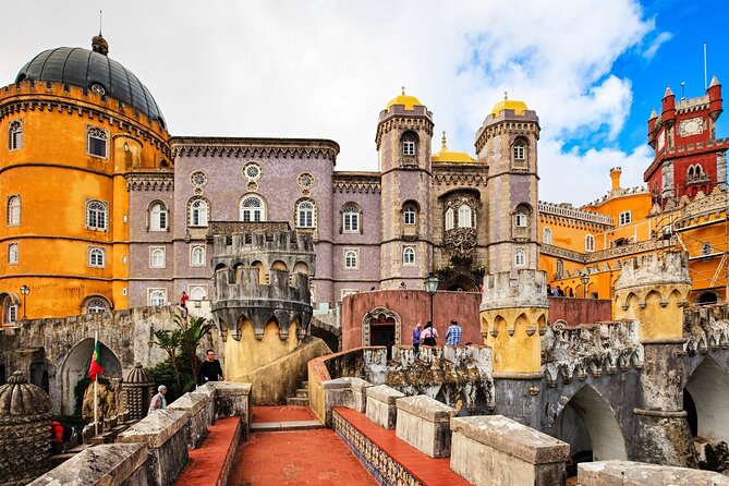 DayTrip from Lisbon to Sintra+Cascais PRIVATE TOUR-small groups - How the guide helps you handle Sintra’s real-world complexity