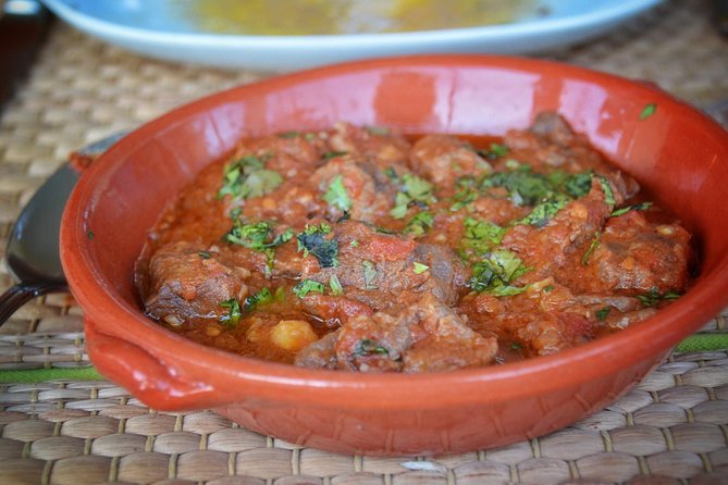 DINNER OR TAPAS in a Poruguese Home - Weather, timing, and small logistics that matter