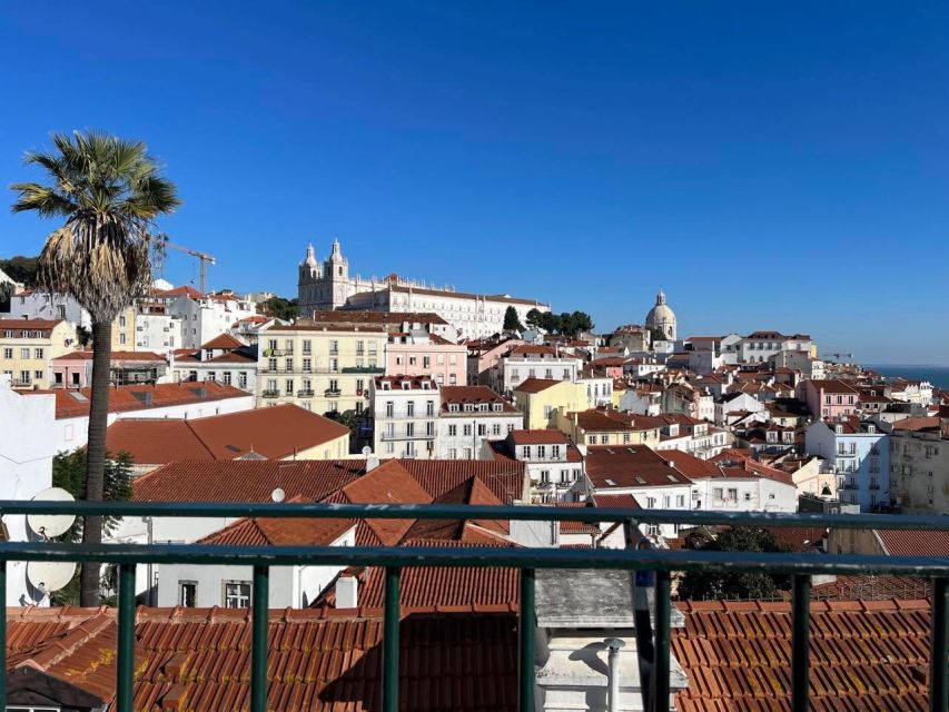 Discover Lisbon 4h Tuk Tuk - Key highlights at a glance