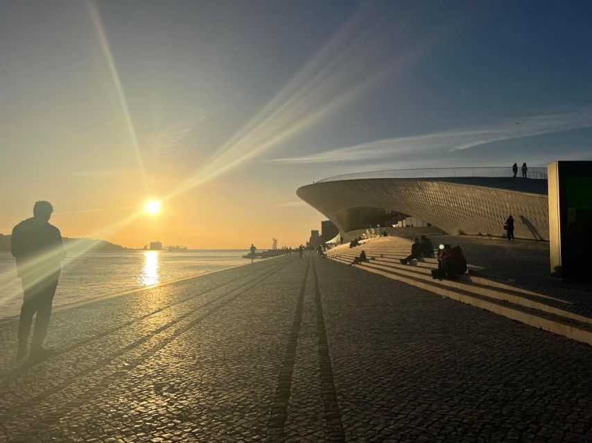Discover Lisbon 4h Tuk Tuk - Estrela Basilica, Parliament area, and the modern neighborhoods toward the river
