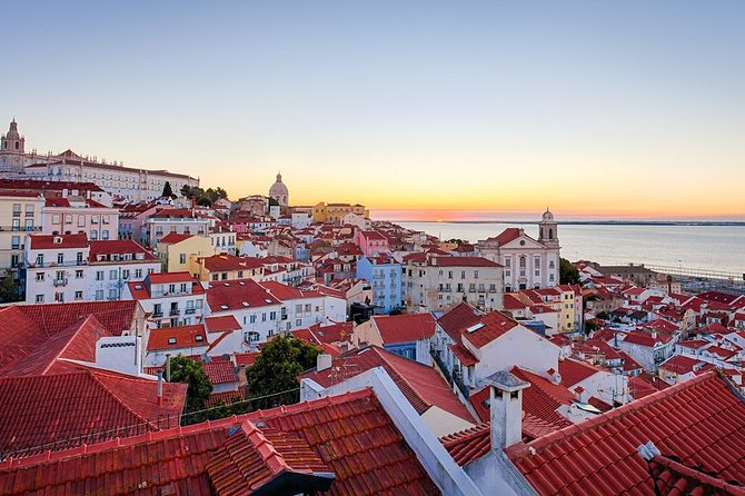 Discover Lisbon by Tuk Tuk Tour - São Vicente de Fora: A XVI-Century Monastery Moment