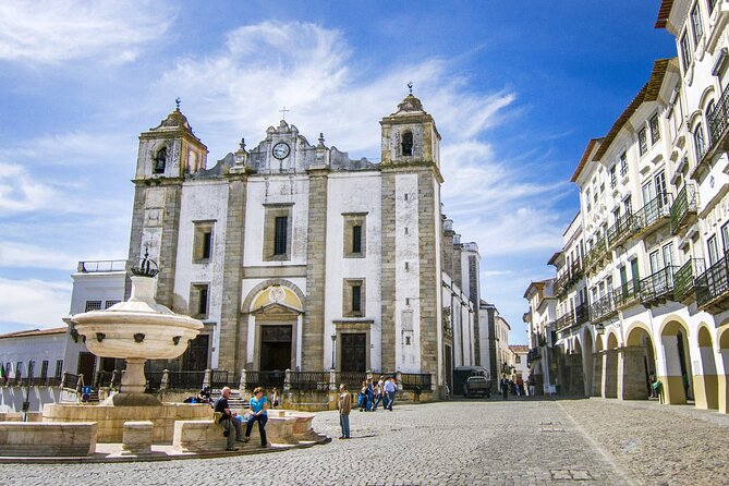 Evora Private Personalized Experience from Lisbon - Who this Lisbon to Évora private tour is best for