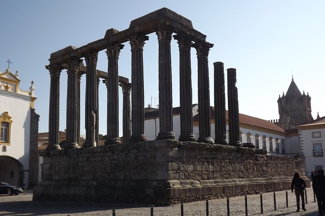 Évora Wine & Heritage Tour from Lisbon - What to wear and pack for Evora’s stone streets