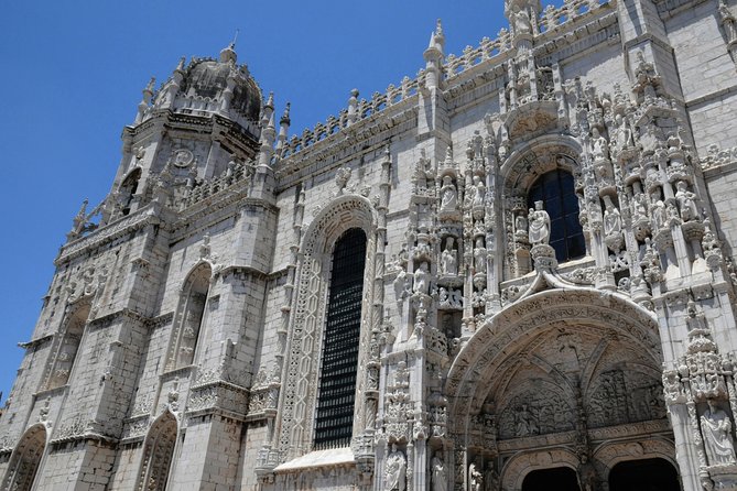 Explore Lisbon City on a private half-day tour in a van - Pastéis de Belém: the included pastry stop that actually matters