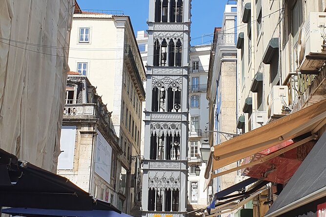 Fado TukTuk Tour 120 mins (Max 4 people) - Alfama walking tour plus a small fado session