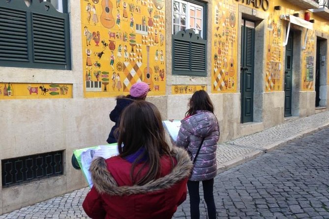 Family Tour: Essential Lisbon - Rossio Square and Chiado: easy starts for energy management